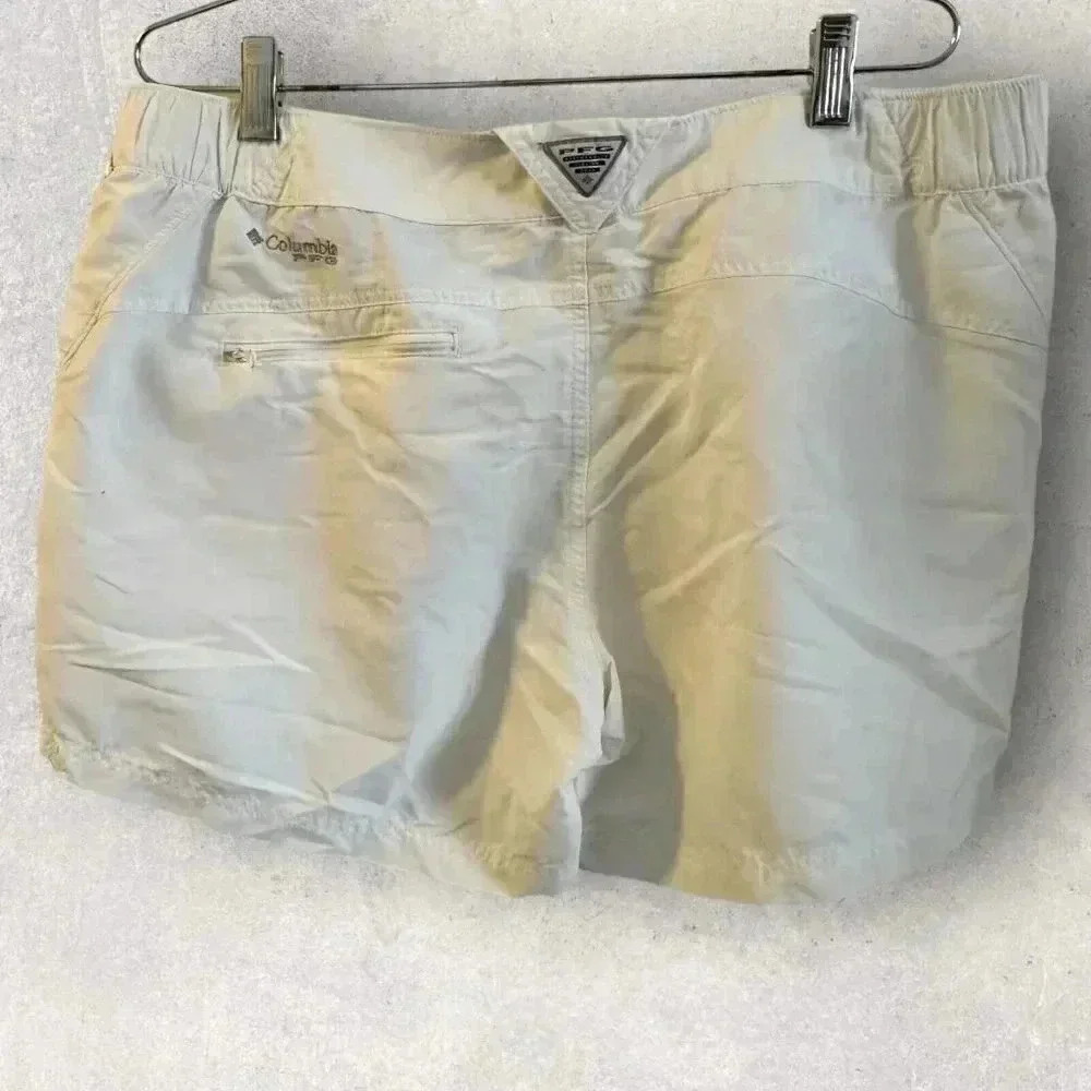 Columbia Women's White Coral Point II PFG Omni-Shade Shorts, Size XL - Picture 2 of 15